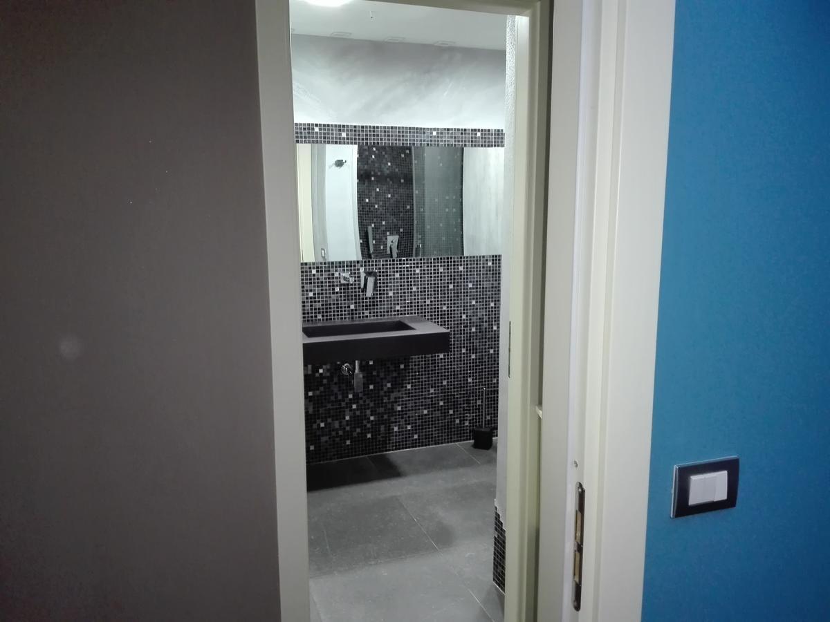 Manu'S Guest Suite Козенца Экстерьер фото